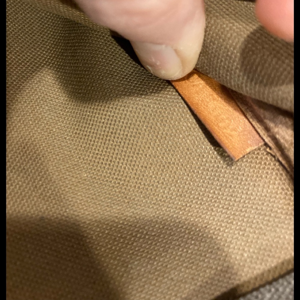 Louis Vuitton Monogram Canvas Pochette - Picture 12 of 16